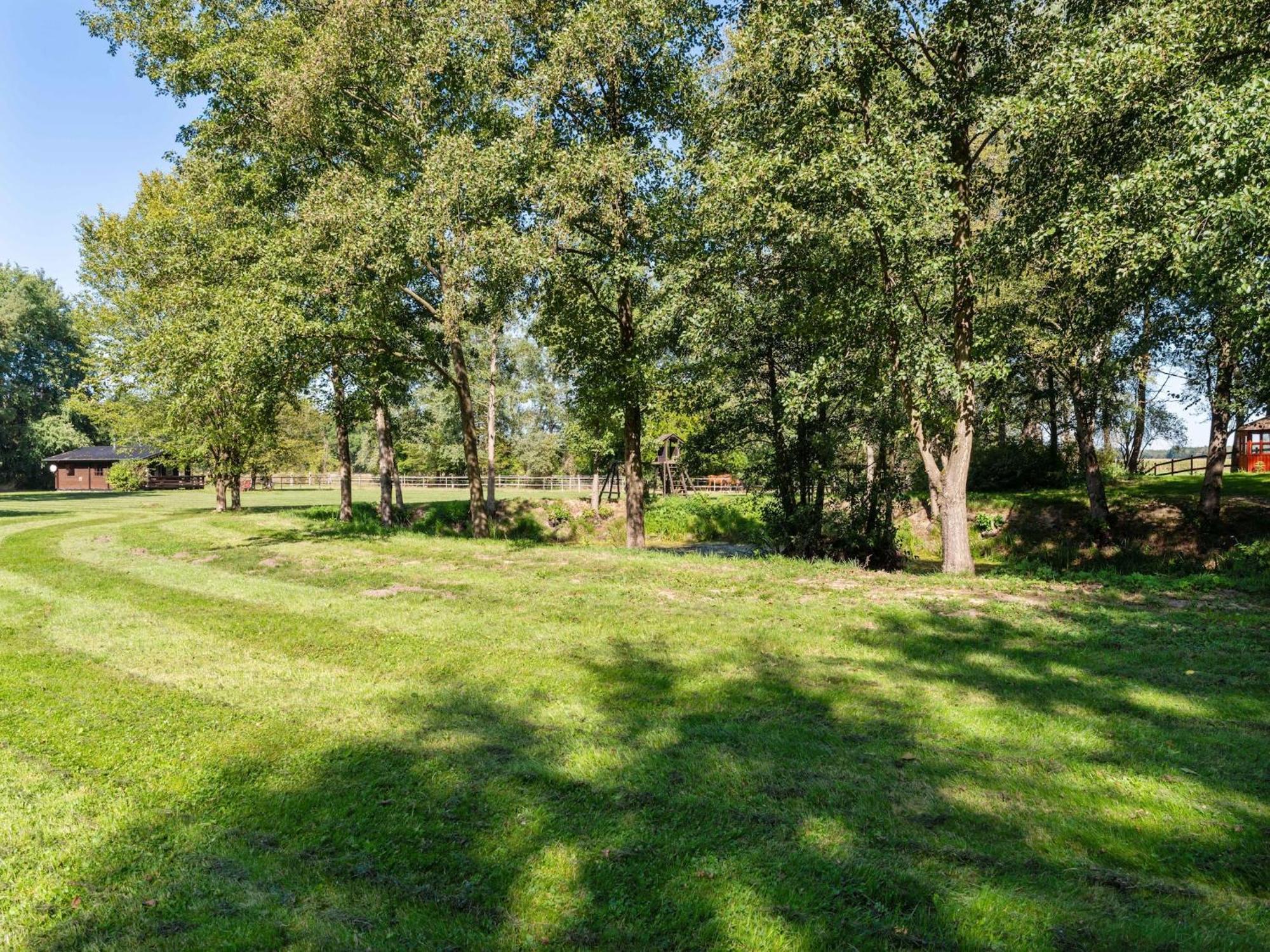 Holiday Home On A Horse Farm In The L Neburg Heath Eschede Exterior foto